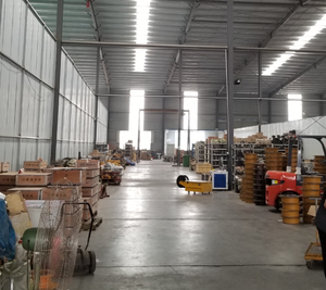 รองรับน้ำหนักของเครื่องหลักและตระหนักถึงไปข้างหน้าหมุนและเดินยาง Crawler CHASSIS - Product Image 5