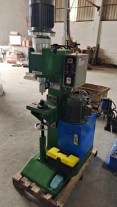 パレットカラーリベットリベットプレス機 - Product Image 4