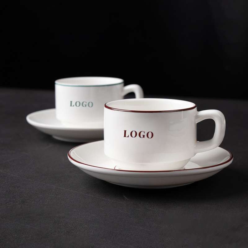 Tasse à café blanche