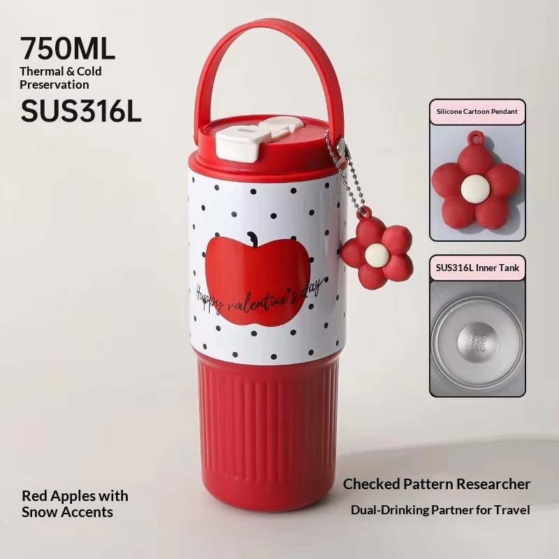 plusieurs articles-poignée-pétale tasse roi de glace-pomme rouge avec neige