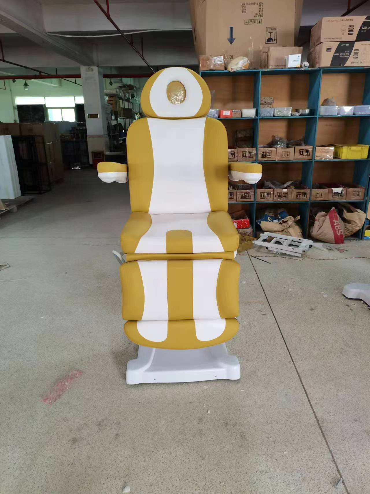 Jaune