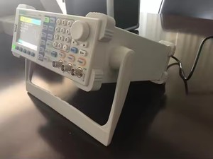 ET3325デュアルチャネル出力機能25MHZ英語メニュー波発生器周波数メーター - Product Image 4