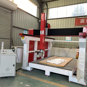 Enrutador CNC de 4 ejes para la fabricación de moldes de automóviles de madera 3D Máquina de corte de espuma 3D multifuncional con servomotor Sistema de control Richauto - Product Image 3