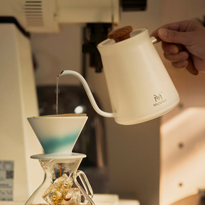 MUVNA Pour Over Electric Coffee Kettle With <strong>Temperature</strong> Control - Product Image 4