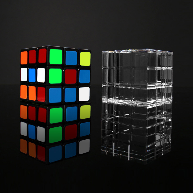 White Upset the Cube