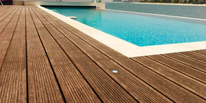 Umwelt freundliche WPC-Terrassen dielen Neue UV-stabile Außen dekoration für Balkon-und Treppen böden