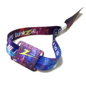 Özel promosyon akıllı 13.56Mhz NFC etiketi bilezik baskı festivali konser olay Vip Qr kod bilekliği - Product Image 5