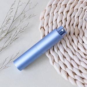 Ebetter toptan Mini boyutu yuvarlak şekil 5ml mavi siyah gümüş kırmızı doldurulabilir büküm up alüminyum parfüm Atomizer - Product Image 5