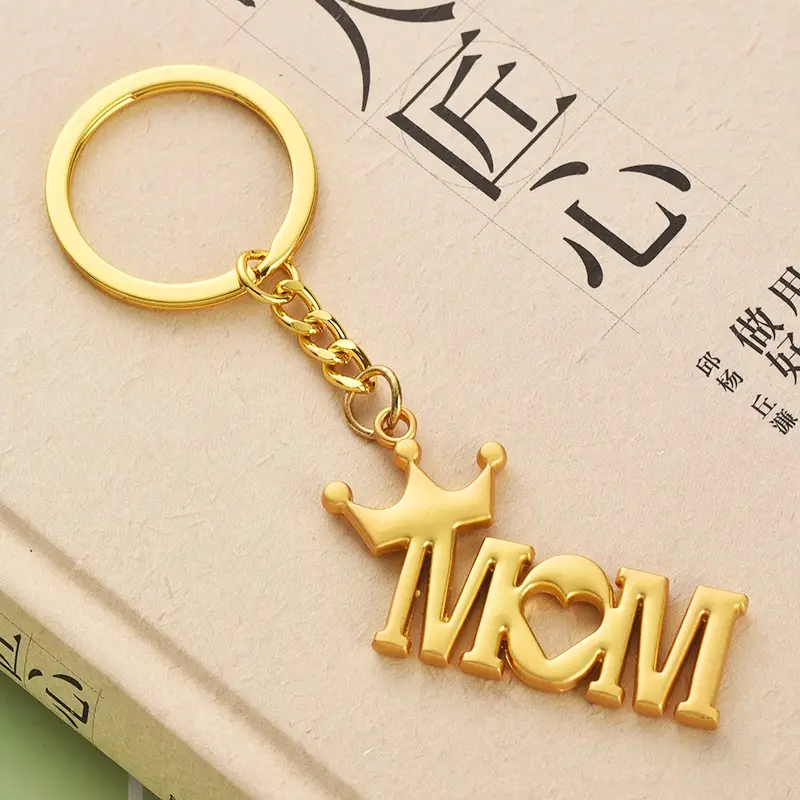 Promosi hadiah penjualan langsung pabrik gantungan kunci bentuk mahkota Hari Ibu baru gantungan kunci logam I Love Mom
