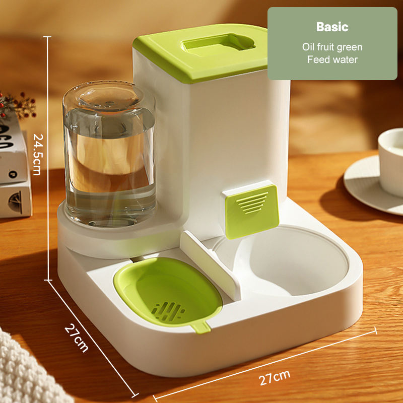 สีเขียวอ่อน