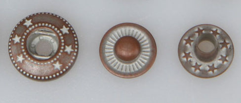 Estaño de cobre antiguo