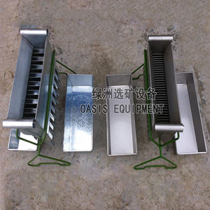 Separador de muestras de pantalla de carbón Separador clasificador binario Separador sellado Riffle clasificador cuadrático Separador de muestras Riffle Splitter - Product Image 4