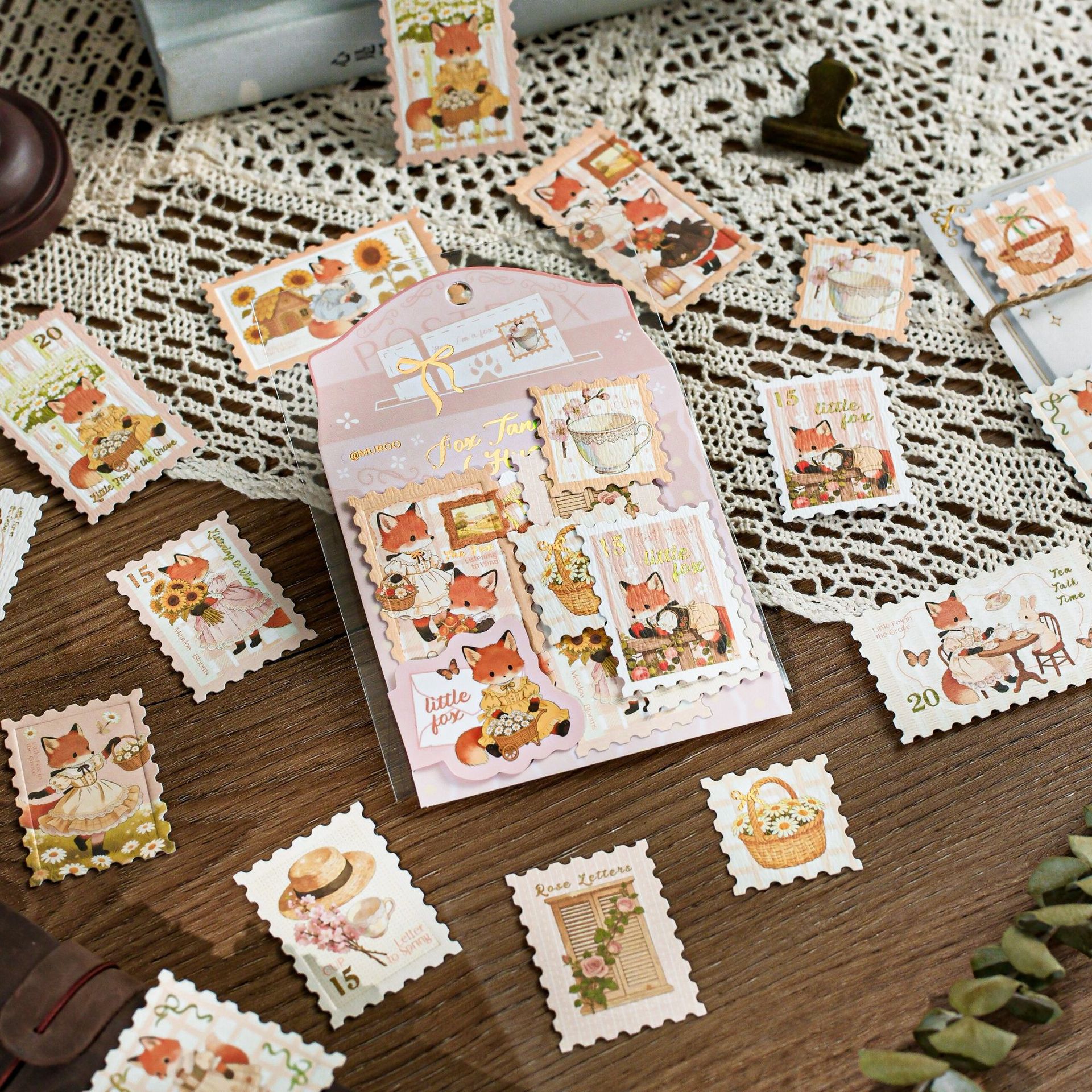 Bordure de fleurs de renard orange