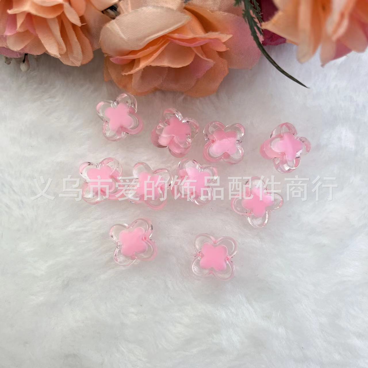 สีชมพูทำได้ประมาณ 300 ชิ้นต่อปอนด์