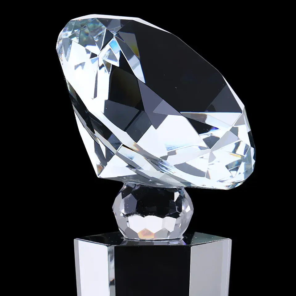 PuJiang trofeo di cristallo di alta qualità in vetro diamante artigianato sportivo trofeo di cristallo regali