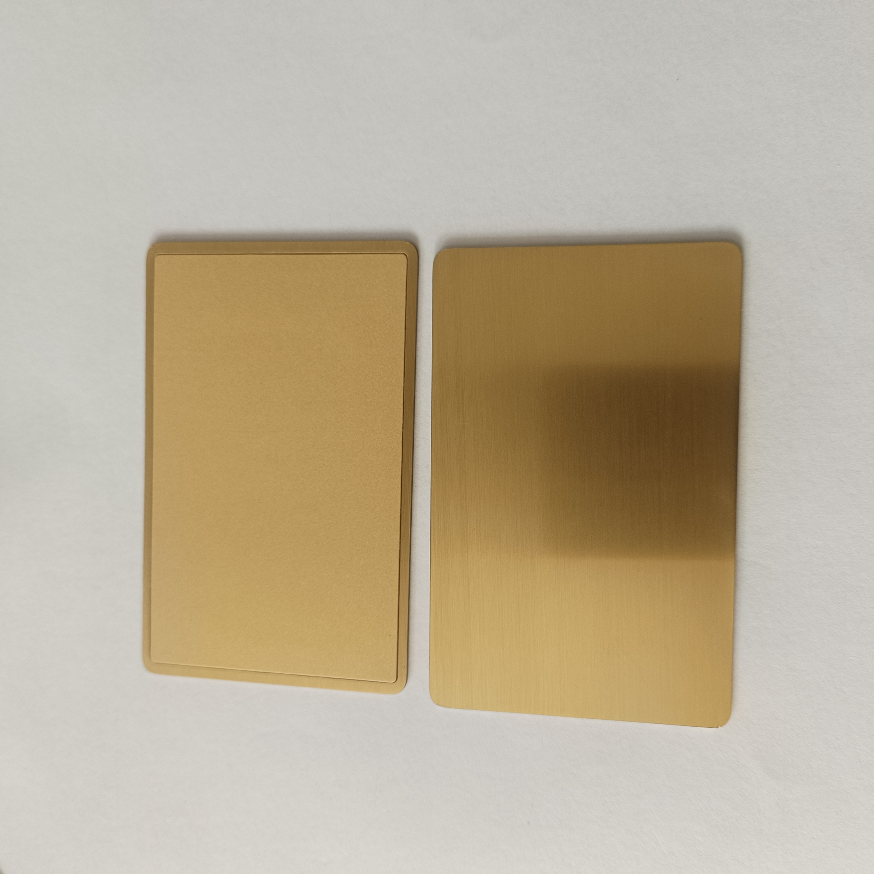 gold with edge