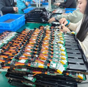 精确的安卓自动全球定位系统跟踪器4g遥控GLONASS/北斗定位汽车/车辆/Ebike IOS应用程序视图1年 - Product Image 6