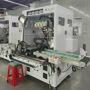 Macchina automatica ad alta efficienza di produzione Multi saldatura motore 99% rendimento ingranaggio 220v PCB saldatura scarico automatico carico - Product Image 1
