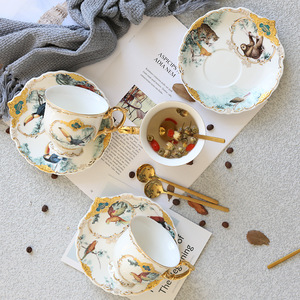 优雅的欧洲风格皇家镀金带板茶杯 - Product Image 3