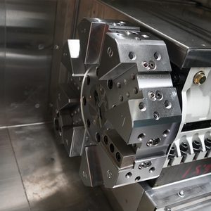 Máquina de torno TCK46A Centros de torneado de cama inclinada con mandril hidráulico Torno CNC multifuncional