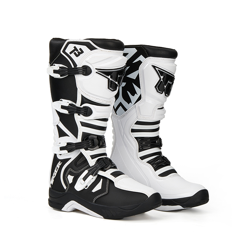 Black/White