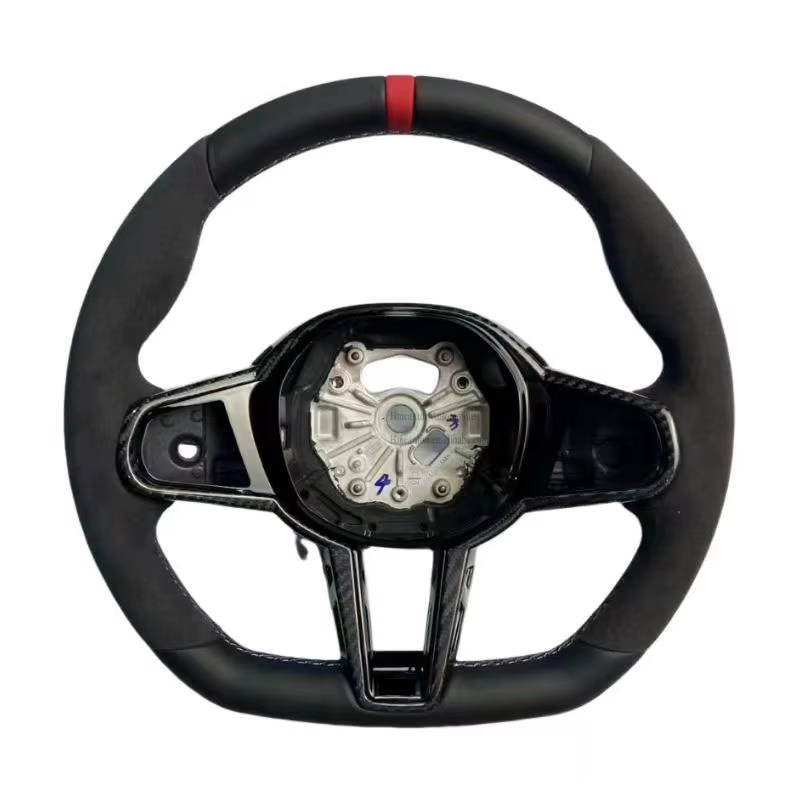 Cuir G30 + Alcantara + coutures M + bande supérieure rouge
