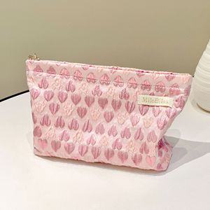売れ筋新スタイルファッション甘いピンクの花のラブメイクバッグエンボス加工ハート化粧ケースポーチバレンタインデーギフトバッグ