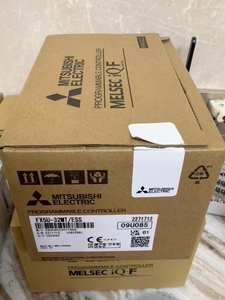 FX5U-32MT/ESS originale genuino PLC modulo Controller programmabile FX5U-32MT/ESS ingresso 32 uscita modulo CPU FX5U-32MT/ESS