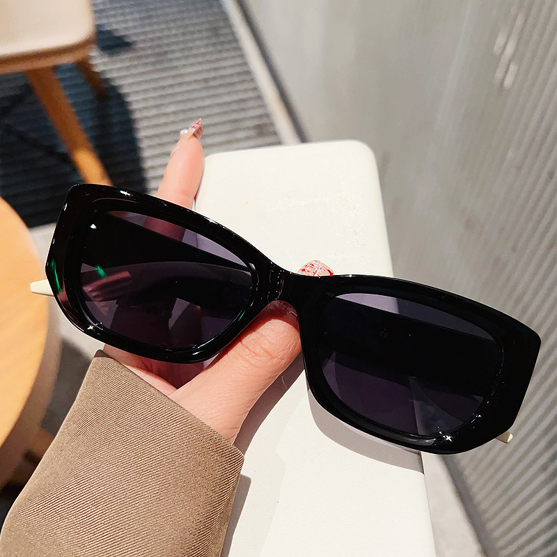 Cadre noir noir