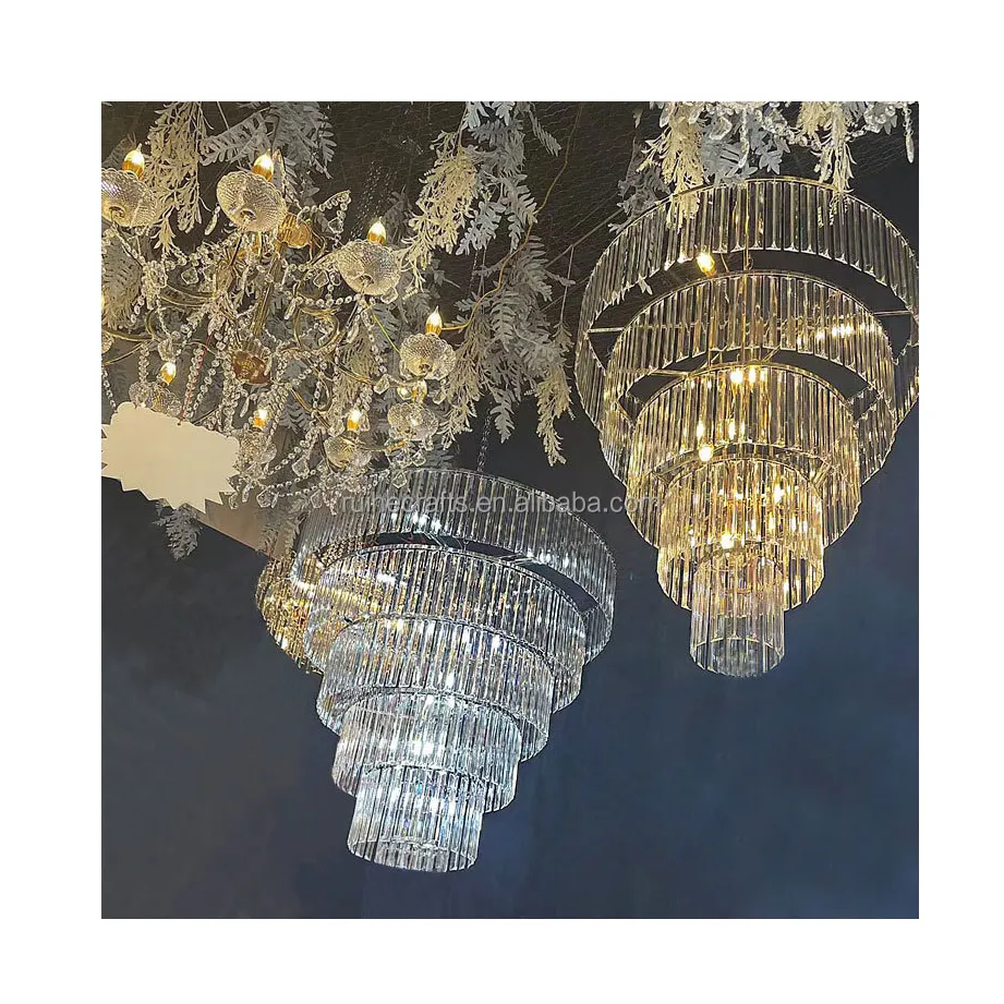 نجفة LED للزفاف بتصميم داخلي حديث إضاءة للسقف وصالة حفلات الزفاف ثريا فاخرة ذات 5 طبقات من الخرز الأكريليك