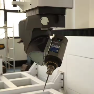 Venta directa de fábrica, máquina enrutadora CNC de 5 ejes, fresadora automática de madera de 5kw, servomotor para hoteles Siemens/DSP/Syntec Control - Product Image 6