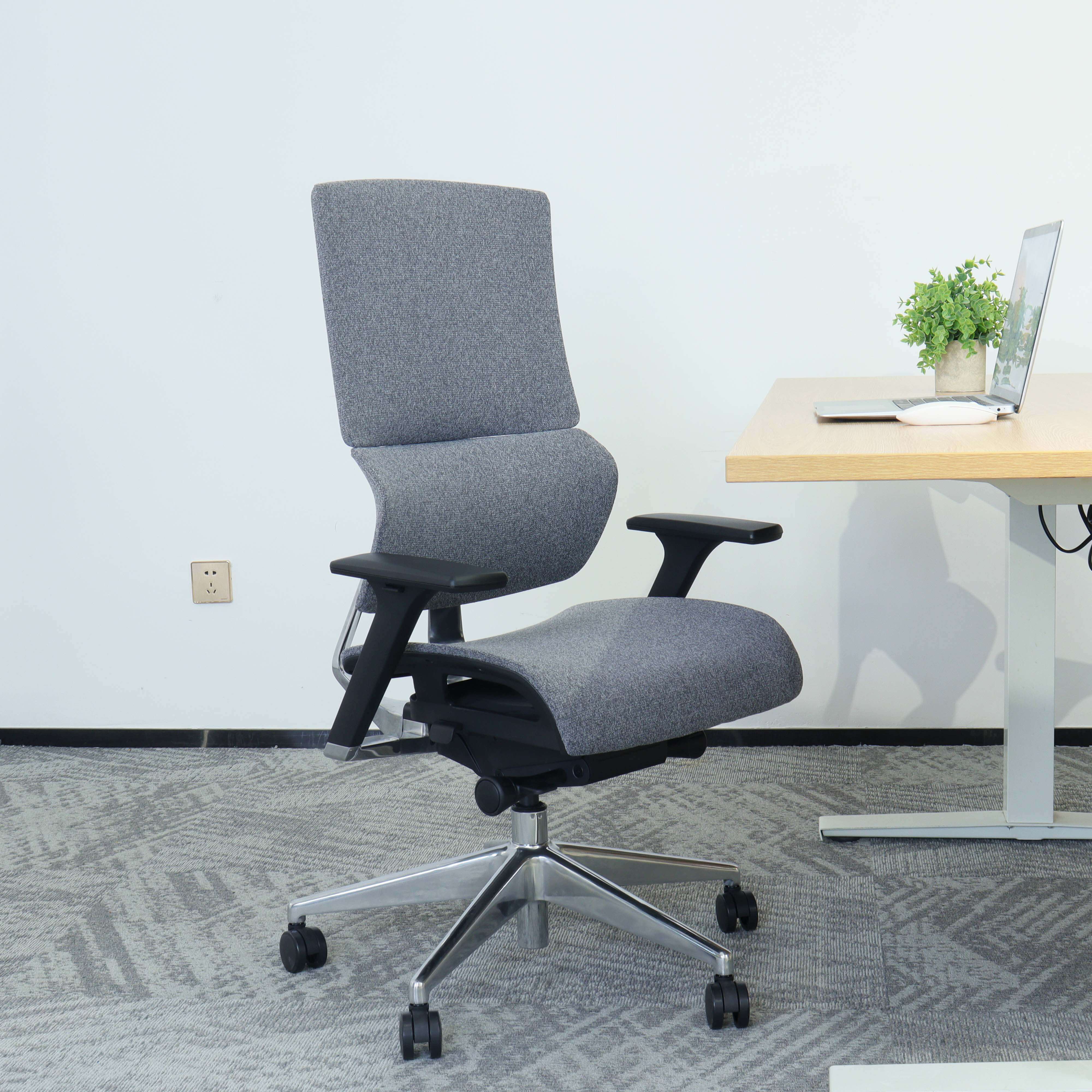 PEUT ÊTRE ADAPTÉ AUX BESOINS DU CLIENT