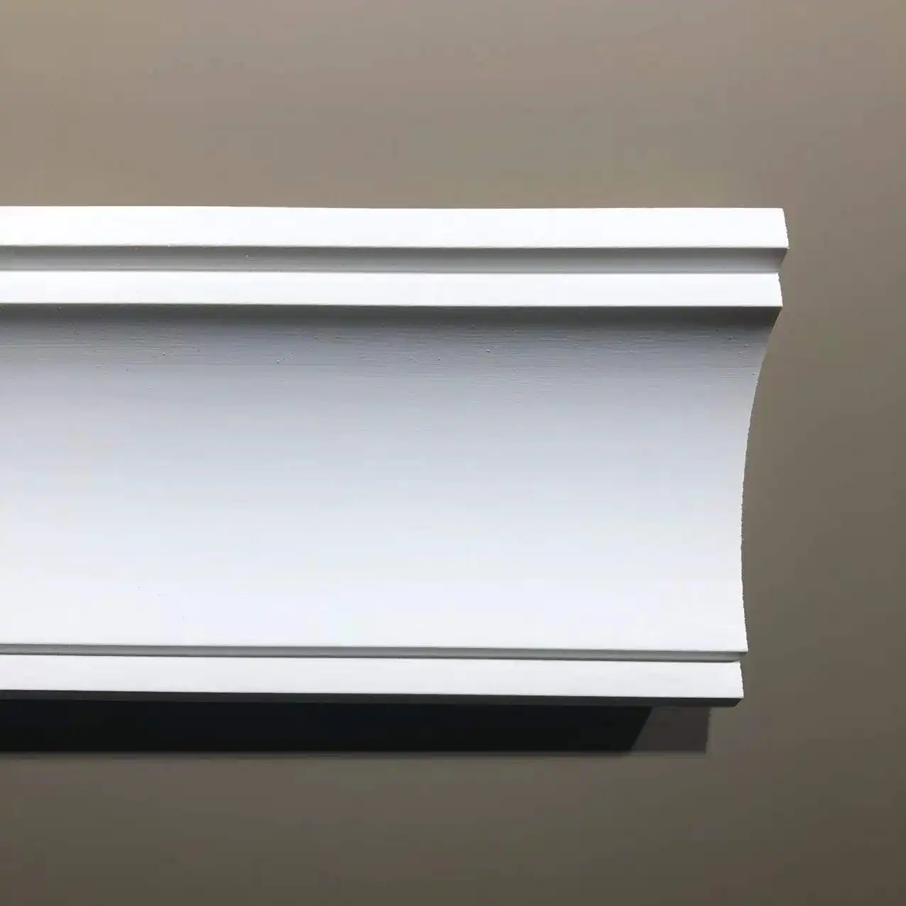 Plafond PU de bonne qualité, moulage de plafond, corniche décorative en polyuréthane