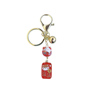 财富财富钱袋陶瓷日本Maneki Neko幸运召唤猫钥匙扣，配有锦鲤鱼珐琅护身符