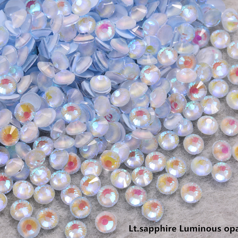Lt.sapphire Luminous opal