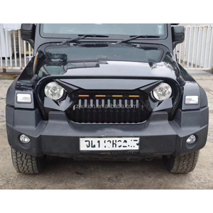 חלקי רכב 4x4 לרכב שטח אביזרי חוץ אחרים גריל קדמי גריל לרכב עם לד למחינדה ת'אר