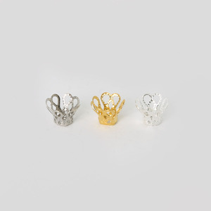 Özelleştirilmiş 100-200 adet/grup 5x6mm 6x8mm şerit/altın/rodyum kaplama çiçekli boncuk takı klipsler DIY takı yapma aksesuarları
