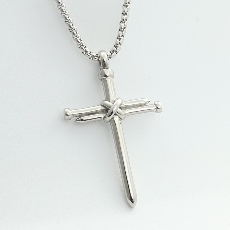 Pendentif en argent avec une chaîne de perles carrées de 3,0*60 cm