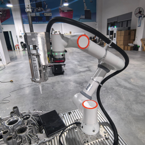 Automatische 6-Achsen-Roboterkleberlösungen Kleben, das kol labor ative Roboter abgibt und klebt - Product Image 1