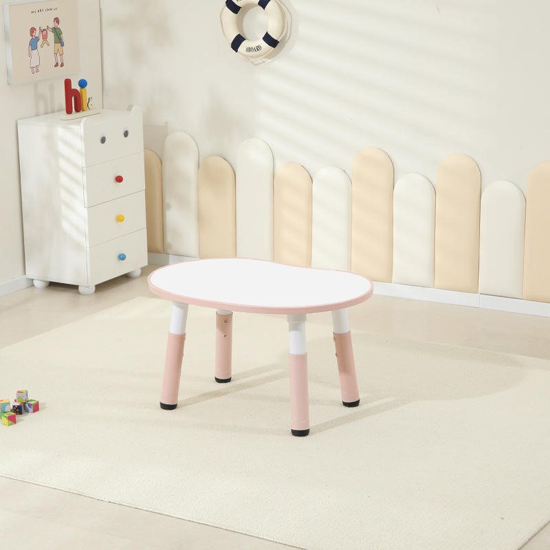 Bureau rose et blanc