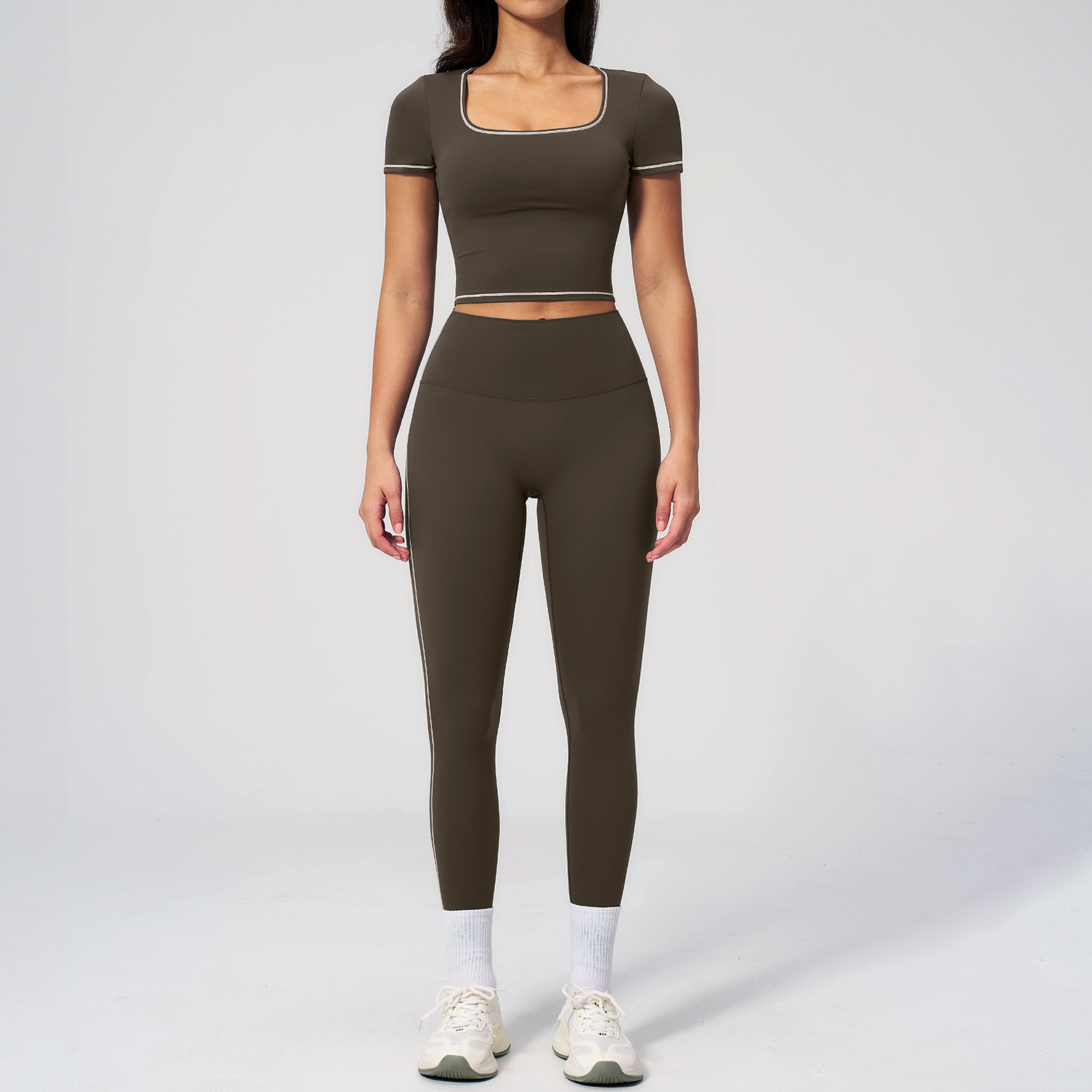 Camisetas marrones+leggings