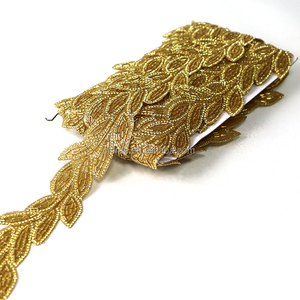 TR016 بيع بالجملة حبات أنبوبية على شكل ورقة شجر على شكل شريط حفر ساخن أحذية وقبعات من حجر الراين إكسسوارات ملابس - Product Image 6