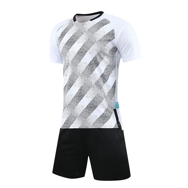 Futbol giysileri nefes formaları yetişkin eğitim elbiseleri çocuk profesyonel oyunlar özel logo giyim futbol kıyafetleri spor