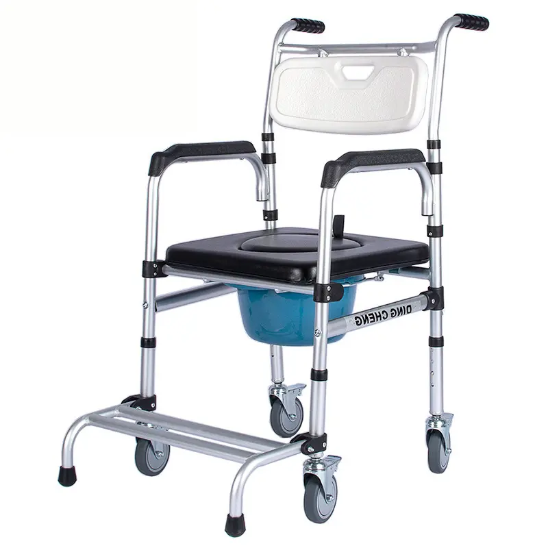 Fabrika tedarikçisi alüminyum komodin sandalye duş tekerlekli sandalye için engelli katlanabilir Pedal ile komodin tekerlekli sandalye