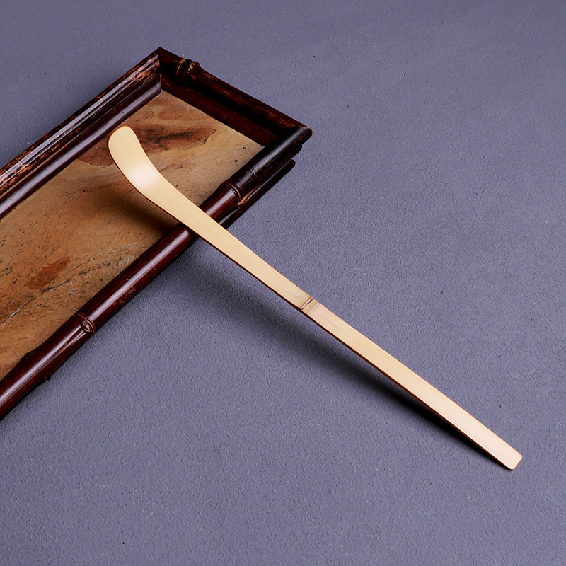 White bamboo with joints to widen the tea pick