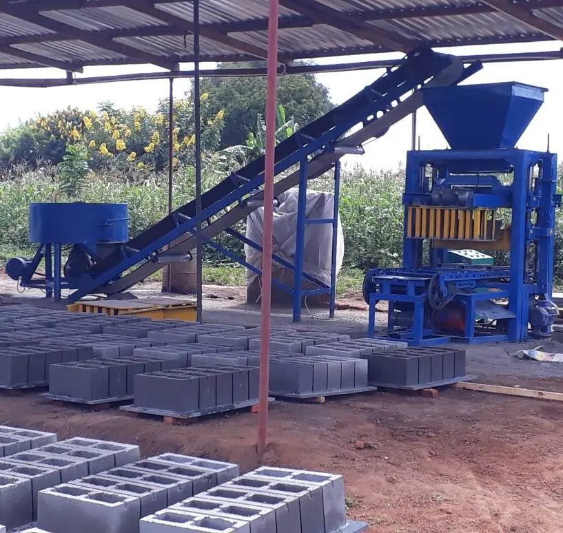 Bloc à petite échelle faisant la ligne de production de machine