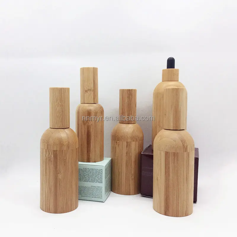 Usine en gros personnalisé 100% naturel Protection de l'environnement cosmétiques emballage ensemble d'outils fond de teint boîte de maquillage brillant à lèvres