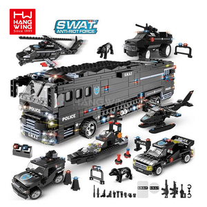 HW 6 in 1 SWAT Black Team of the storm ชุดบล็อกก่อสร้างรถบัสต่อสู้1011ชิ้นเทคโนโลยี DIY อิฐของเล่นสำหรับเด็ก - Product Image 1
