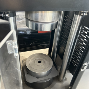 High Quality Hydraulic Concrete <strong>Compression</strong> <strong>Testing</strong> <strong>Machine</strong> with 1-Year Warranty 220v <strong>Compression</strong> Bending Press <strong>Testing</strong> <strong>Machine</strong> - Product Image 6