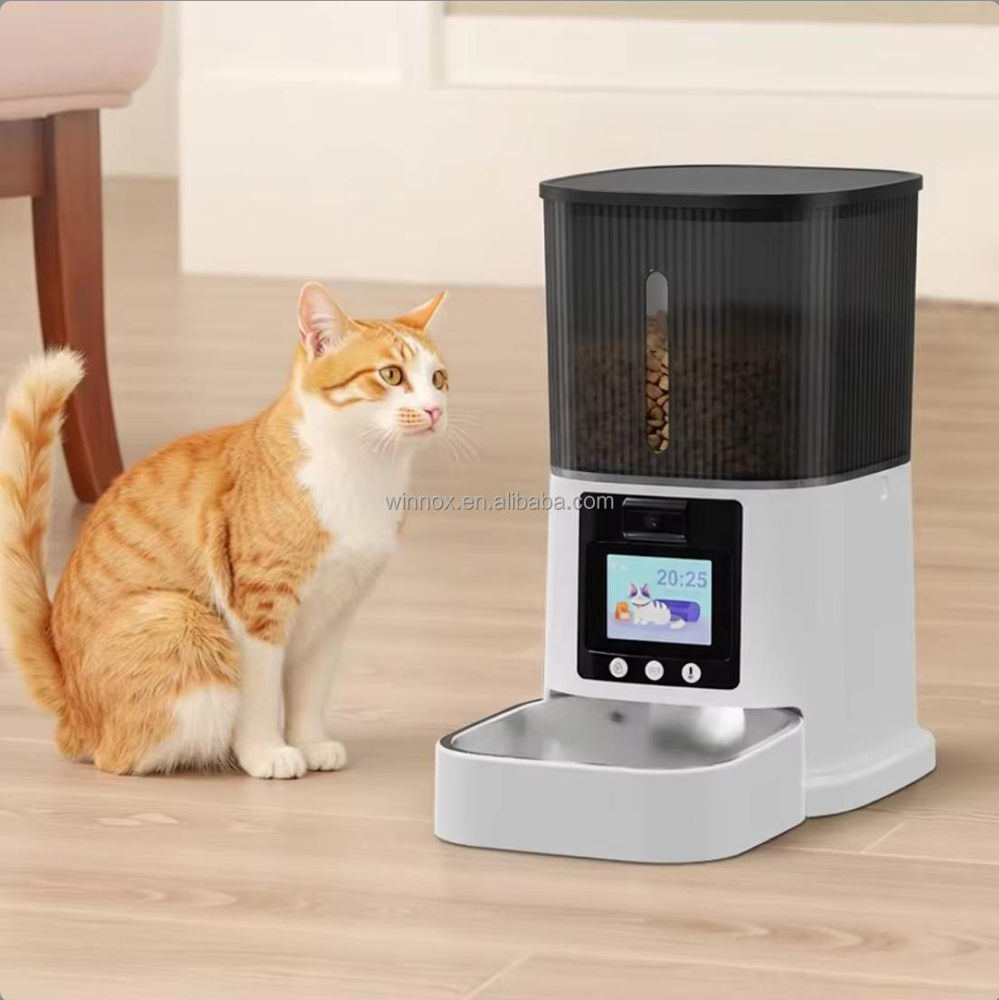 Smart video pet feeder